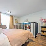 Microhome Promenady Two-level By Bookinghost Wroclaw