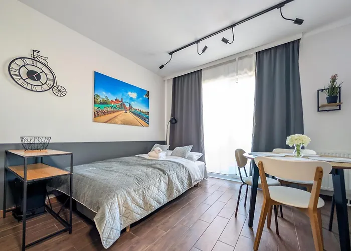 Microhome Promenady Two-level By Bookinghost * فروتسواف