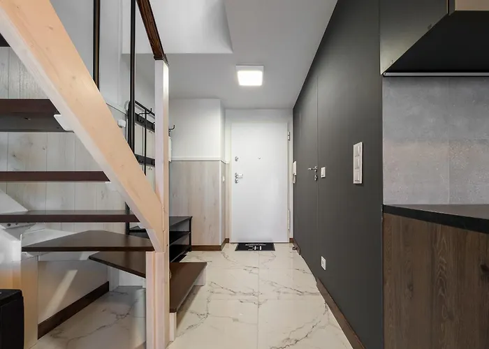 Microhome Promenady Two-level By Bookinghost * فروتسواف